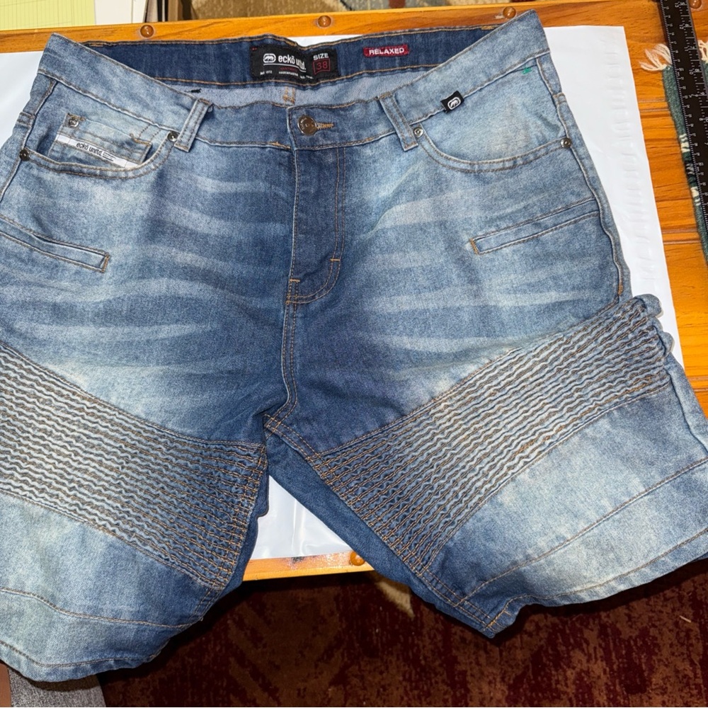 Ecko Unlimited Blue Jean Shorts with Distressed Design Men’s 38
